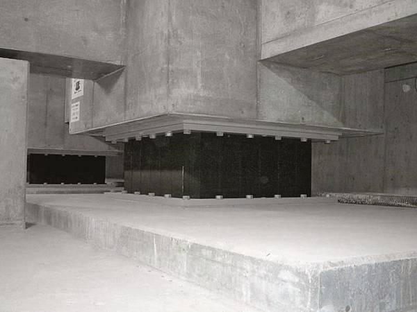 免震，制震，隔震，阻尼器，隔震墊 一次搞懂 西華富邦 潤泰敦