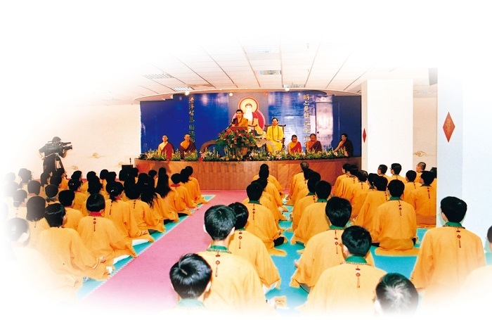菩曼仁波切應悟覺妙天禪師之邀，為印心弟子們開示