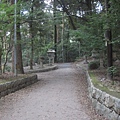 鳥居道路旁的路