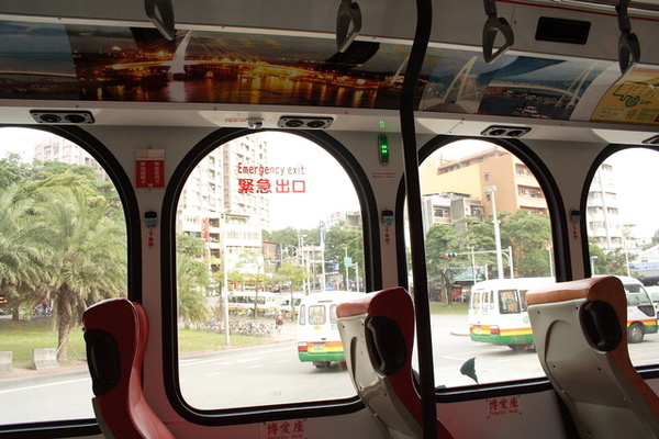 淡水古蹟園區的遊園公車_