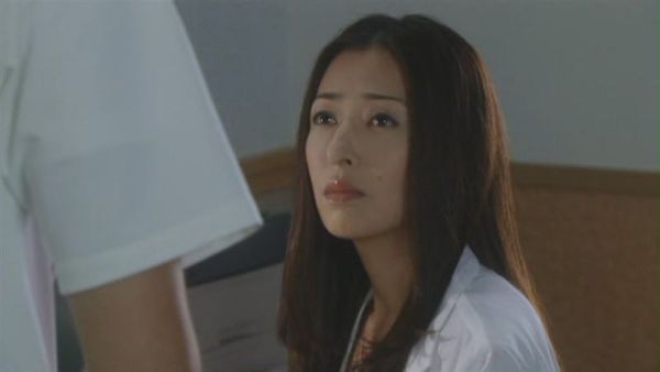 First Kiss ep06 (704x396 DivX6)[(041127)20-54-04].JPG