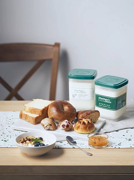 吳寶春麵包+優格.jpg 吳寶春麵包+優格.jpg