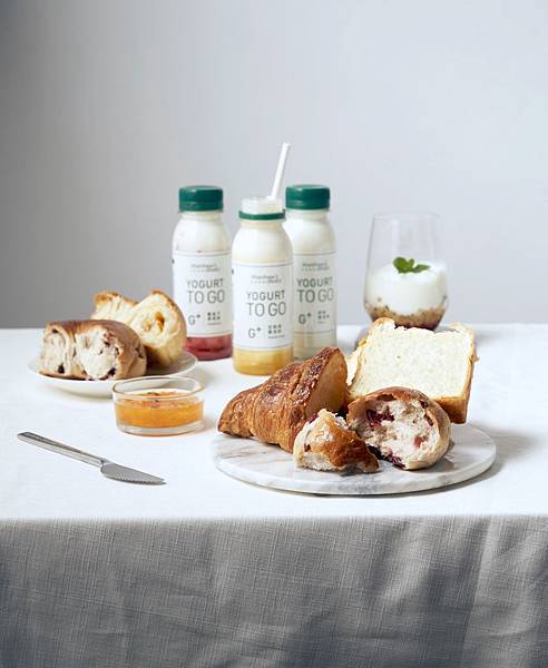 吳寶春麵包+優格飲.jpg 吳寶春麵包+優格飲.jpg