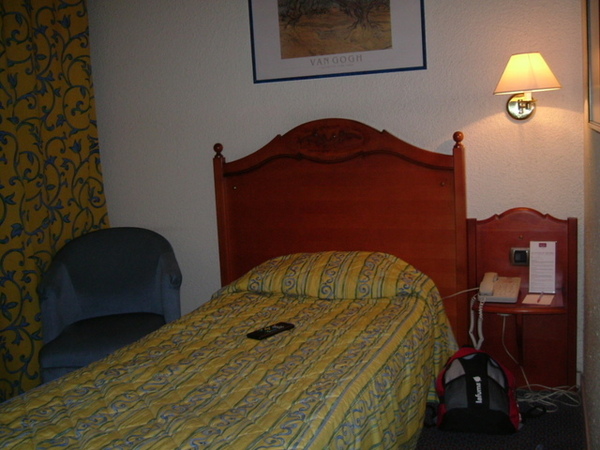 \\u7dca\\u9130\\u6559\\u7687\\u5bae\\u65c1\\u7684Mercure\\u65c5\\u9928\\u623f\\u9593