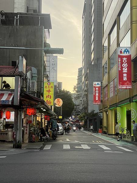 【台北捷運站中山國小站旁邊】 初鰻x職人味自慢 晴光店