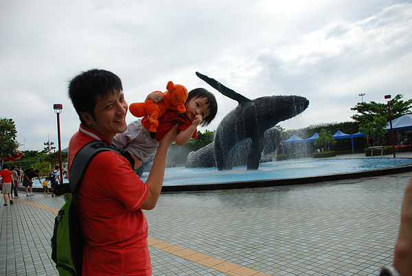 軒軒模仿鯨魚 軒軒模仿鯨魚