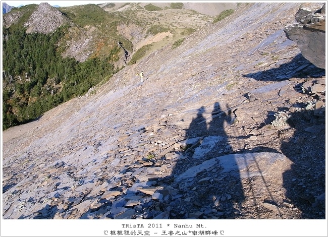 0302-12.jpg 0302-12.jpg