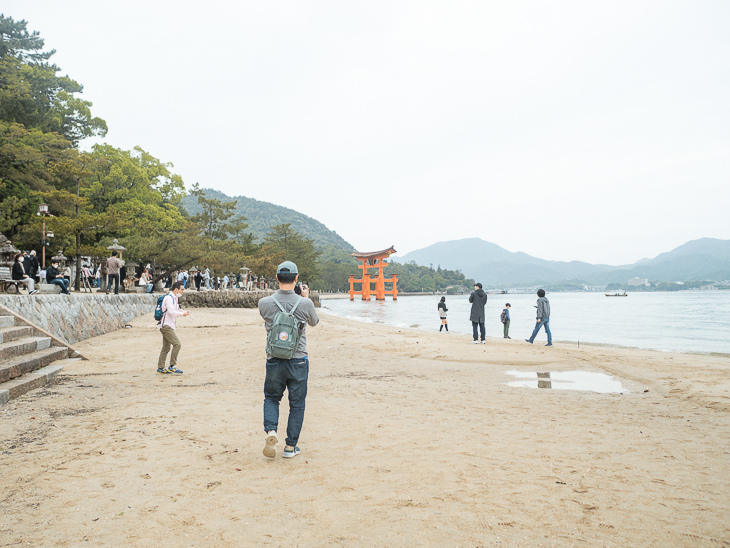【日本隨記】第24天 宮島:嚴島神社(水中鳥居);鮮甜牡蠣+ 【日本隨記】第24天 宮島:嚴島神社(水中鳥居);鮮甜牡蠣+