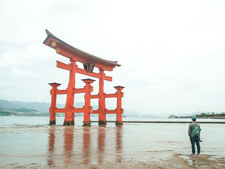 【日本隨記】第24天 宮島:嚴島神社(水中鳥居);鮮甜牡蠣+ 【日本隨記】第24天 宮島:嚴島神社(水中鳥居);鮮甜牡蠣+