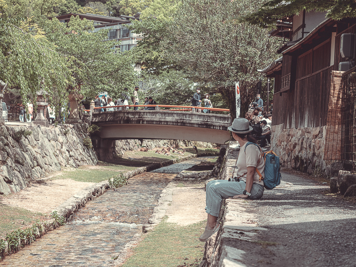 【日本隨記】第24天 宮島:嚴島神社(水中鳥居);鮮甜牡蠣+ 【日本隨記】第24天 宮島:嚴島神社(水中鳥居);鮮甜牡蠣+