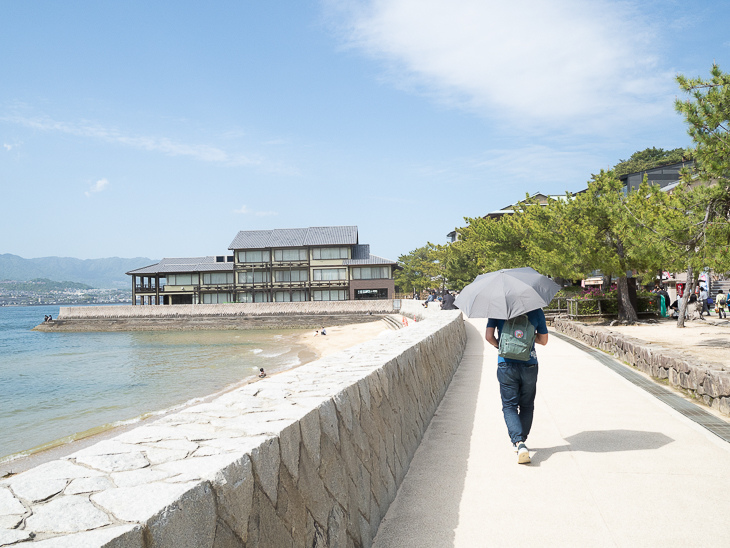 【日本隨記】第24天 宮島:嚴島神社(水中鳥居);鮮甜牡蠣+ 【日本隨記】第24天 宮島:嚴島神社(水中鳥居);鮮甜牡蠣+