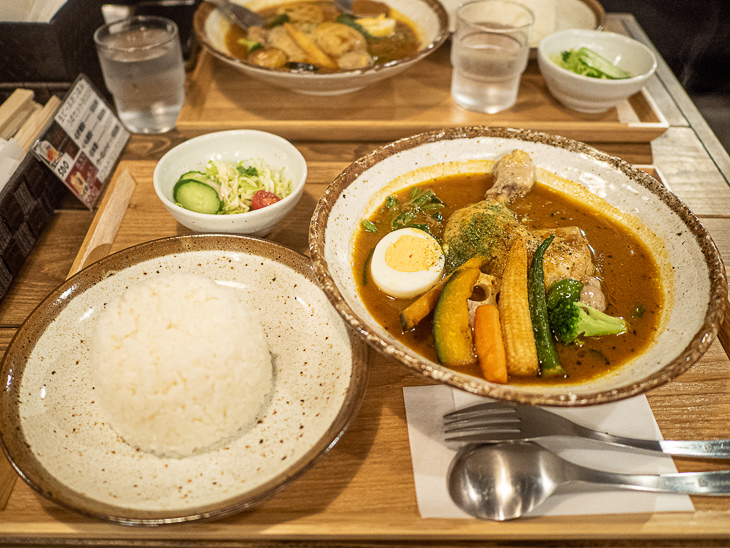 【日本隨記】第24天 宮島:嚴島神社(水中鳥居);鮮甜牡蠣+ 【日本隨記】第24天 宮島:嚴島神社(水中鳥居);鮮甜牡蠣+