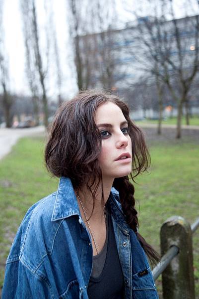 img-kaya-scodelario_112348422309.jpg