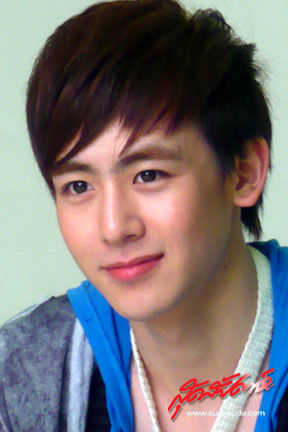 nichkhun3.jpg