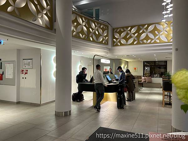 [旅遊] 德奧捷自助旅行 ◎ 法蘭克福住宿推薦 ─ Flem