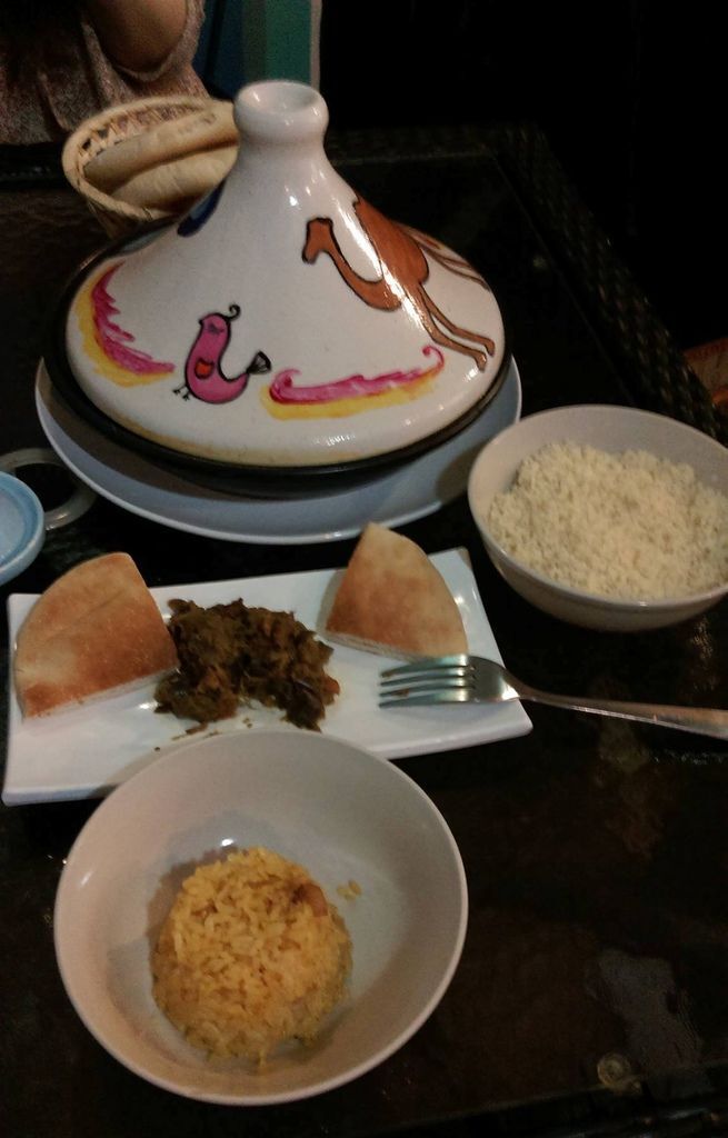 塔吉鍋+套餐飯+小米谷司+撒路克沙拉+PITA