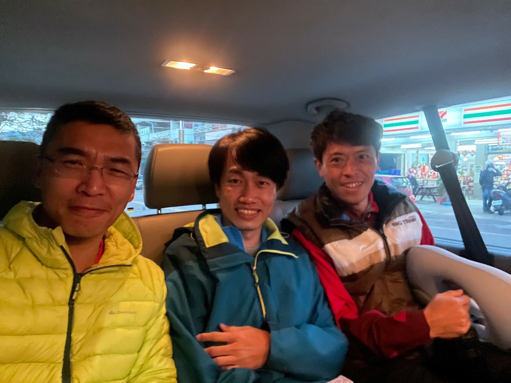 LINE_ALBUM_230120_0.jpg LINE_ALBUM_230120_0.jpg