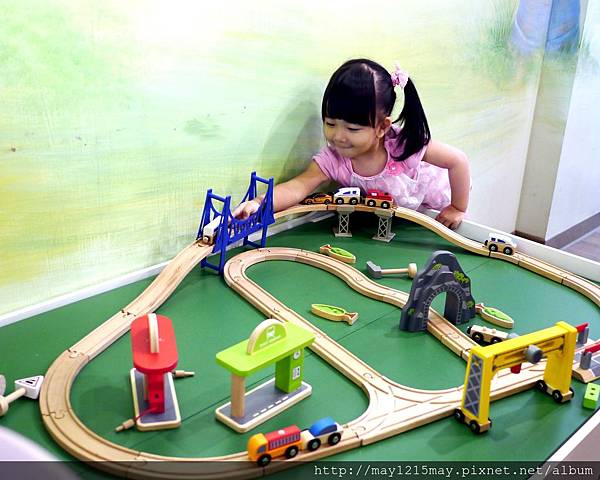 5天母 士林 親子餐廳 好吃 美味 hello Jazz 室內沙池 球池.jpg