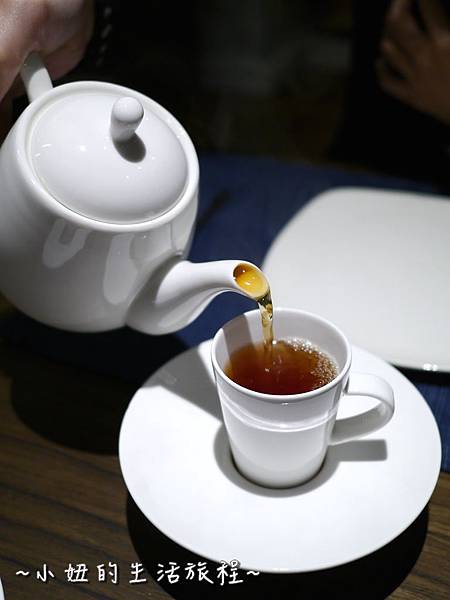 23台北 東區 西餐 情人節 聖誕節 餐廳 捷運忠孝復興站 忠孝敦化站 乃渥爾 法式 義式.JPG