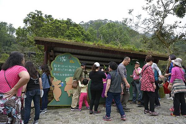 131宜蘭 頭城農場 親子DIY 螢火蟲 推薦 親子旅遊 景點  放天燈 葉拓 窯烤披薩.JPG