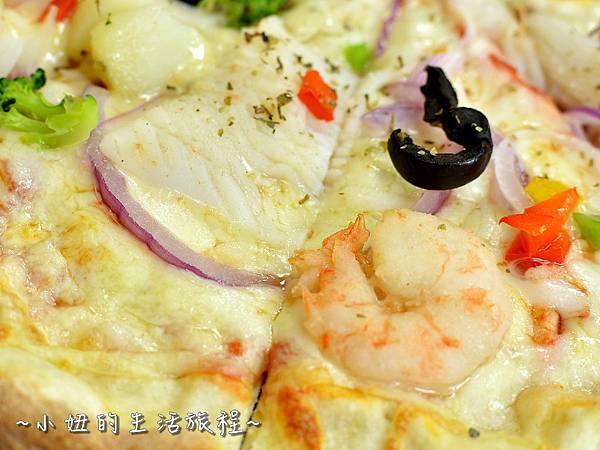 13iPIZZA 愛披薩 士林 黑鮪魚 鮭魚  士林夜市 推薦 美食  捷運劍潭站.jpg