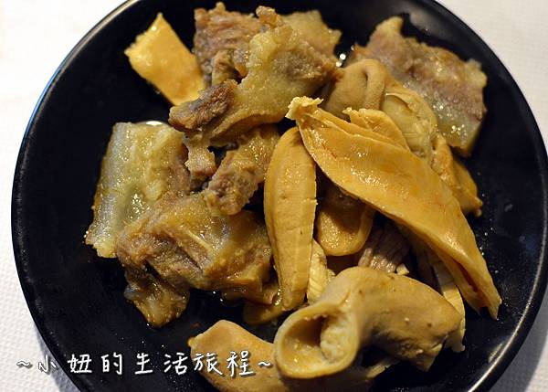 31京宴屋 溫體牛 火鍋 鴛鴦鍋 麻辣鍋 吃到飽 板橋 推薦 美食 火車站.JPG