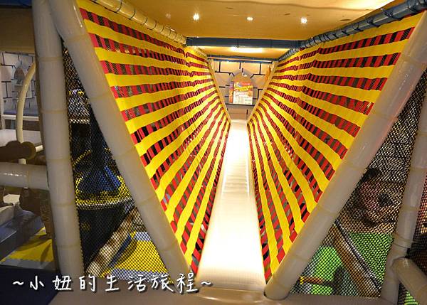 73台北公館【洛德城堡】親子水上樂園 遊樂設施、小獅親子堡(捷運公館站) 外國人 party 餐廳 美食.JPG