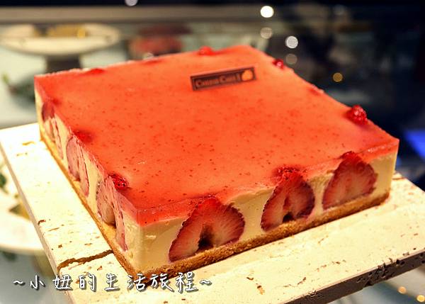 08 高質感蛋糕禮盒 CheeseCake  信義新光三越A4館B2 實體櫃位.JPG
