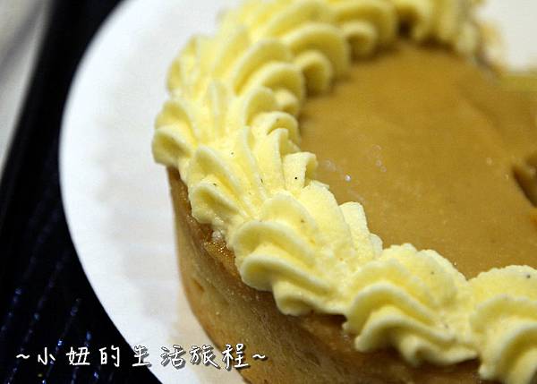 19 高質感蛋糕禮盒 CheeseCake  信義新光三越A4館B2 實體櫃位.JPG