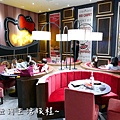 23 林口三井outlet 威秀影城 hello kitty red carpet餐廳.JPG