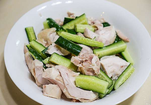 食譜 鹽水雞 鹹水雞作法食譜 10分鐘零失敗料理 涼拌小菜 低醣食譜 小妞的生活旅程 痞客邦