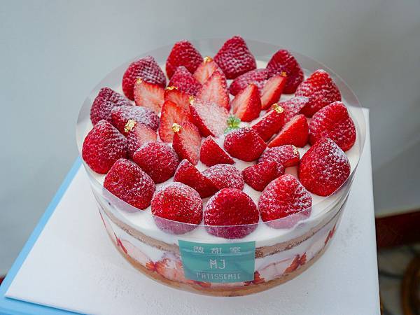 微甜室,草莓蛋糕-2.jpg