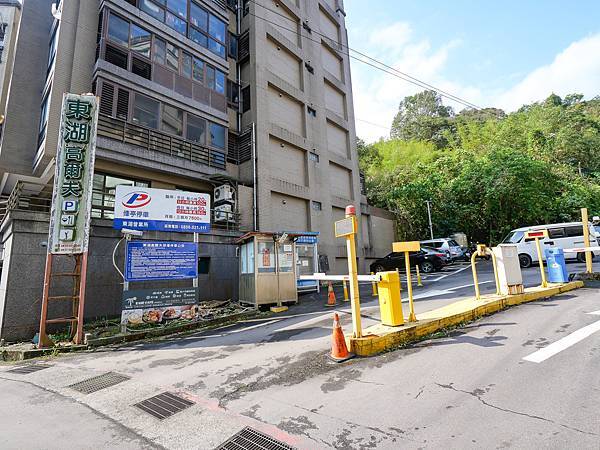 EASE CAFE 東湖概念店-01.jpg