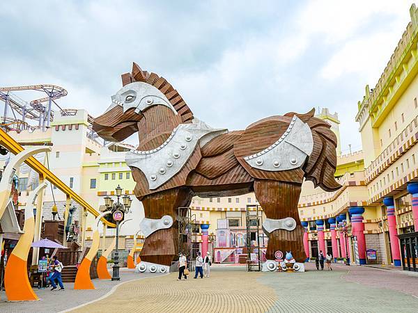 高雄義大遊樂世界全攻略｜門票優惠、必玩設施、交通美食住宿一次