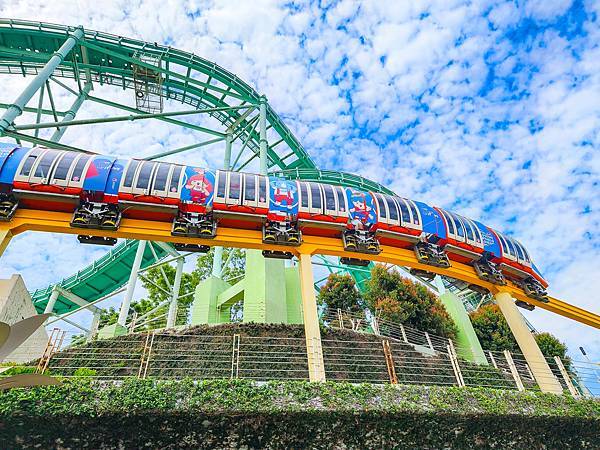 高雄義大遊樂世界全攻略｜門票優惠、必玩設施、交通美食住宿一次