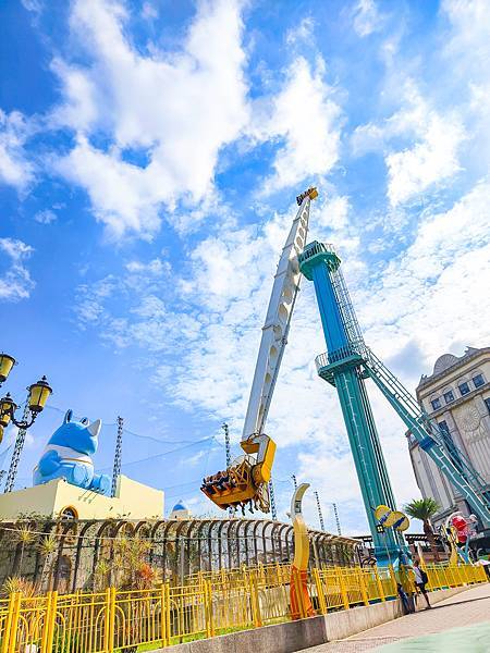 高雄義大遊樂世界全攻略｜門票優惠、必玩設施、交通美食住宿一次