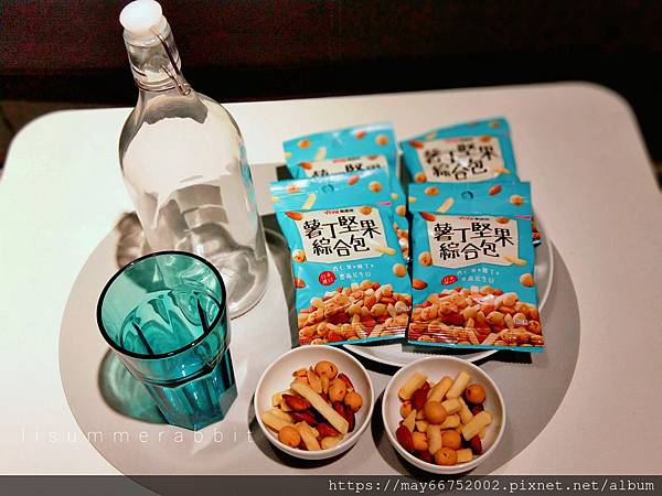viva萬歲牌薯丁堅果綜合包,看電影、下午茶、野餐必備,酥脆爽口吃了會上癮的好滋味,趣味吃堅果堅果也能趣味