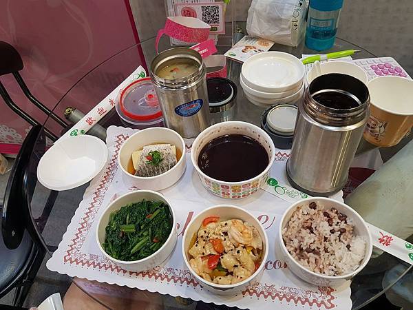 月子餐式吃.jpg 月子餐式吃.jpg