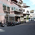 出去就是中正路