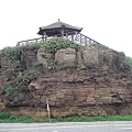 在澎湖遊客中心旁邊的玄武岩