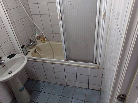 台中浴缸拆除 台中浴缸拆除