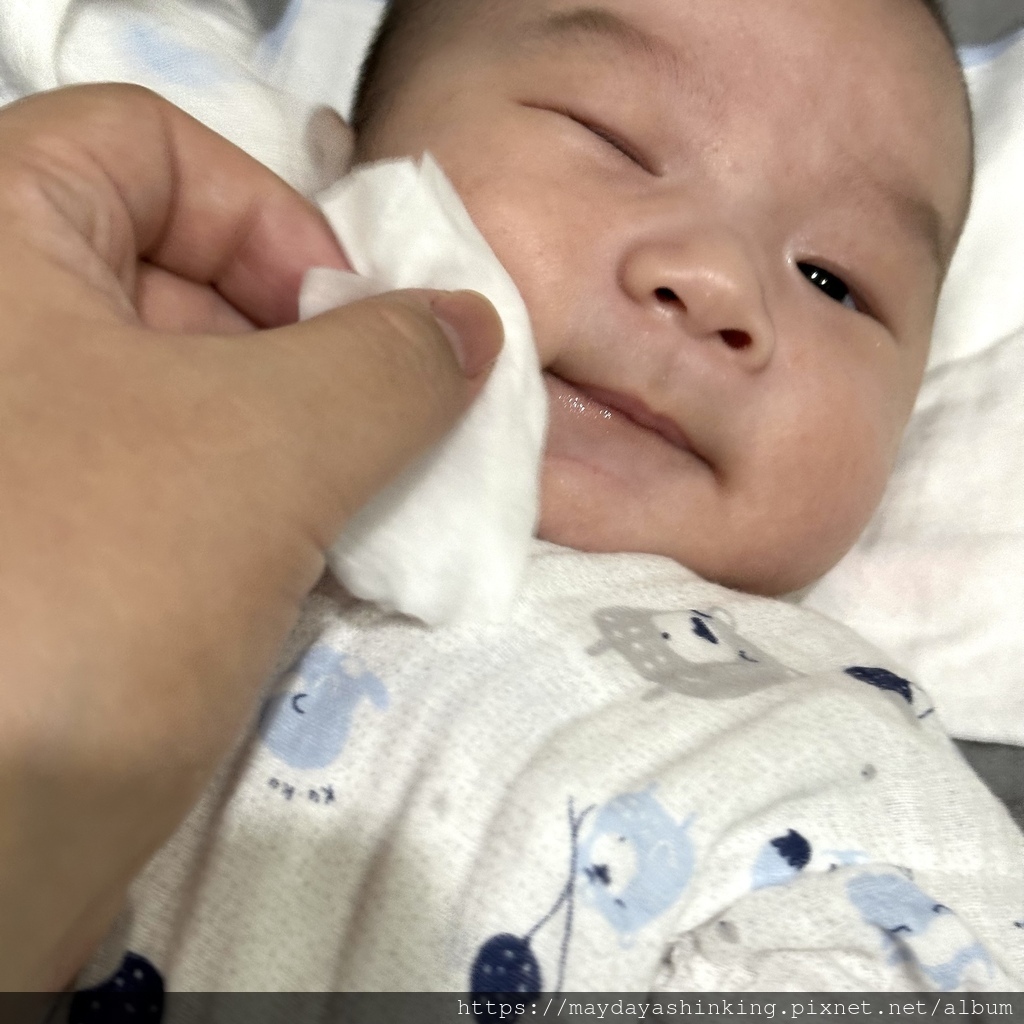 CSD中衛出品|W博拭-純水清淨棉開箱體驗心得(文長) CSD中衛出品|W博拭-純水清淨棉開箱體驗心得(文長)