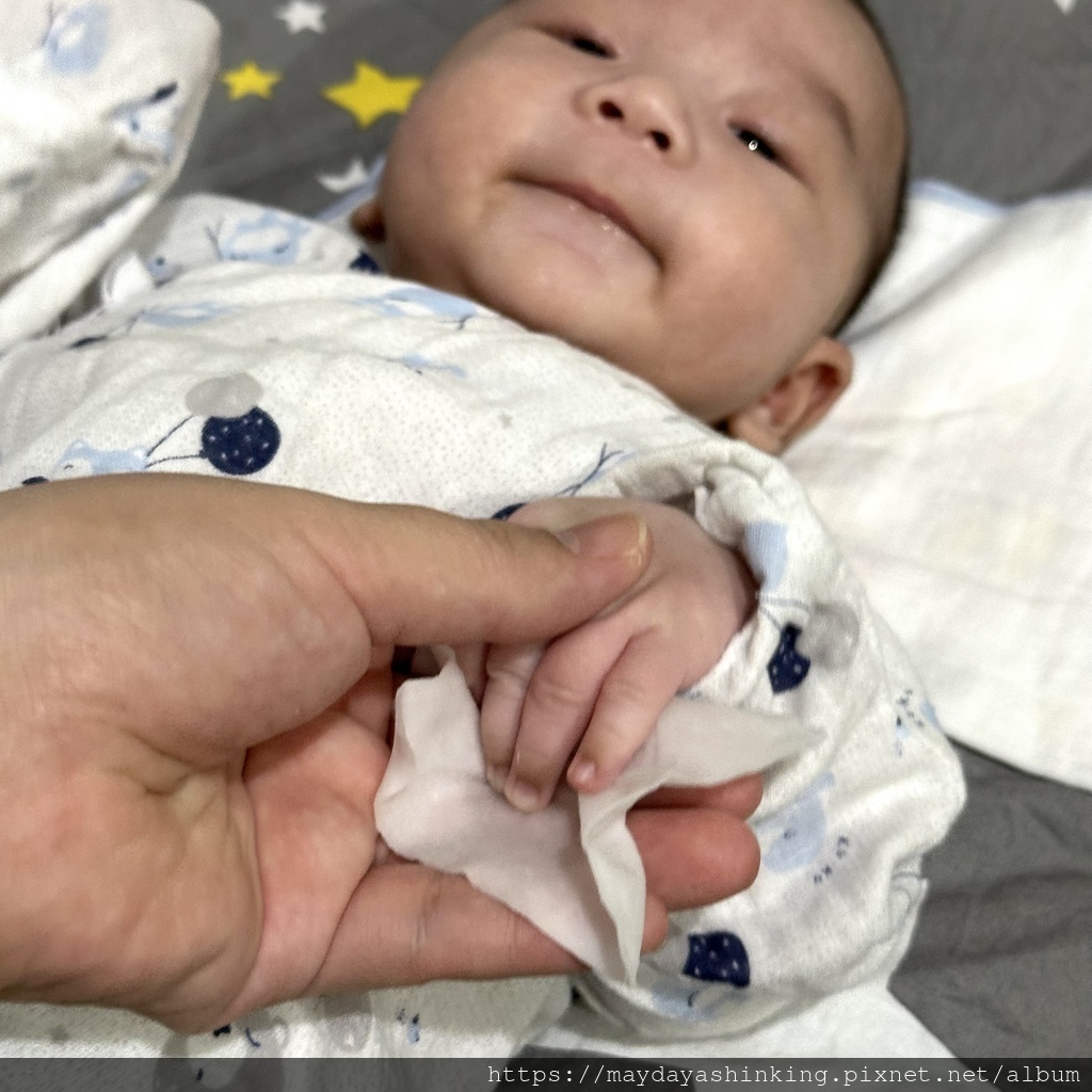 CSD中衛出品|W博拭-純水清淨棉開箱體驗心得(文長) CSD中衛出品|W博拭-純水清淨棉開箱體驗心得(文長)