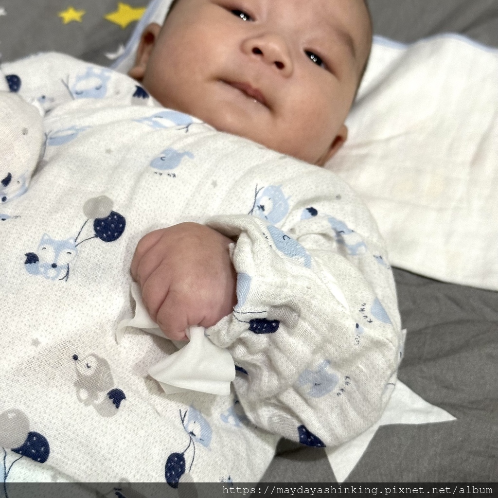 CSD中衛出品|W博拭-純水清淨棉開箱體驗心得(文長) CSD中衛出品|W博拭-純水清淨棉開箱體驗心得(文長)