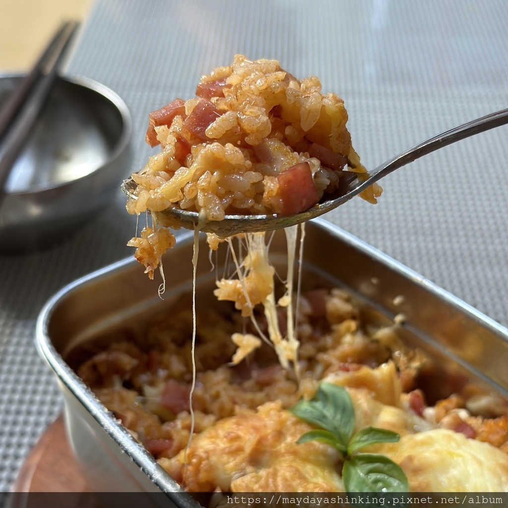 簡易食譜｜紅醬夏威夷焗烤炒飯 feat. 品高 EZ KIT