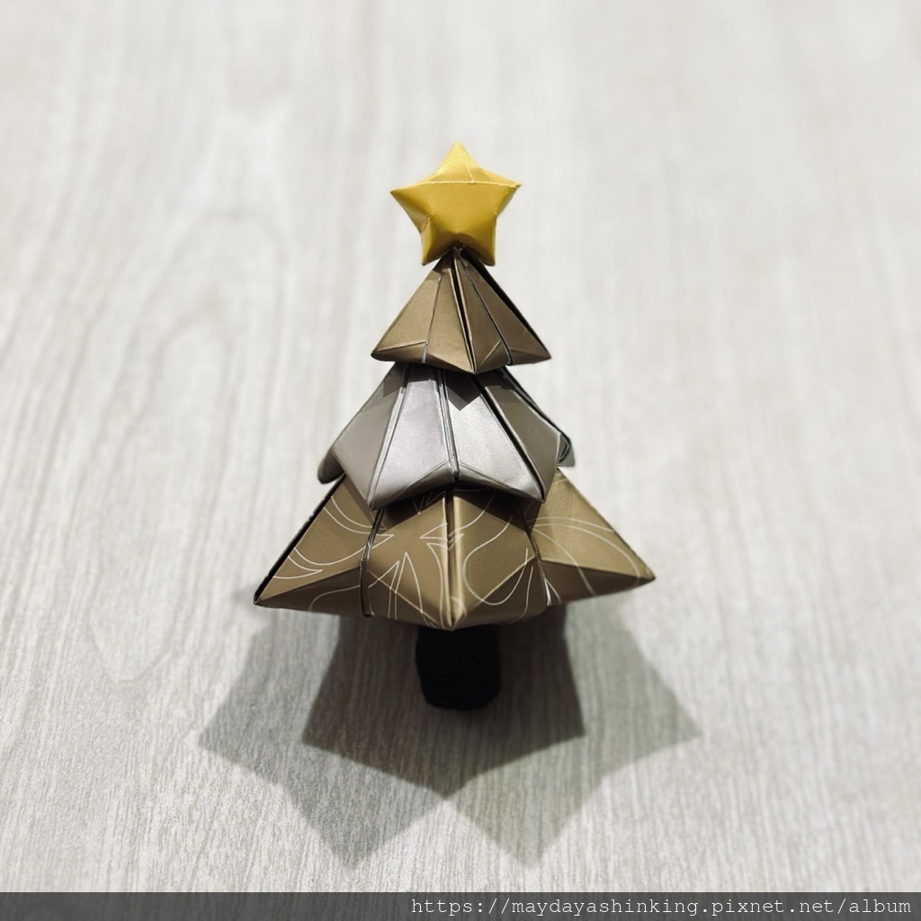 回收再利用動手DIY｜手作獨一無二的聖誕樹🌲