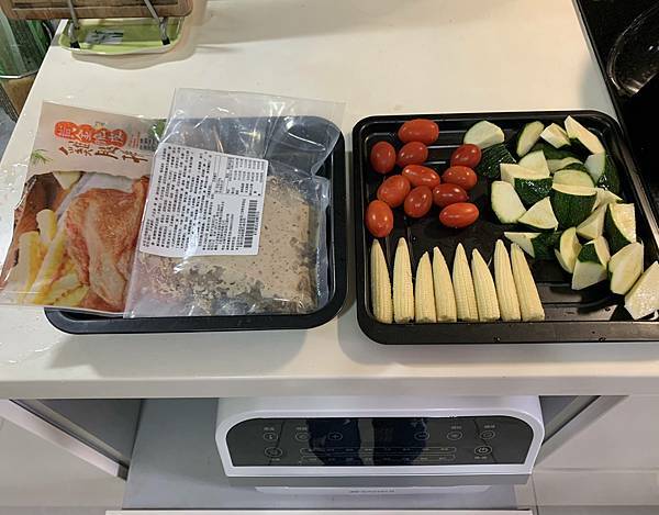 山水 氣炸烤箱 (3).JPG SANSUI山水12L旋風溫控智能氣炸烤箱:360°自動轉烤不燒焦,不鏽鋼內膽好清理,預設16種氣炸烤箱料理(SAF-553N)黑白時尚雙色可選