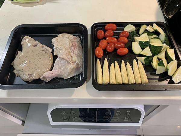 山水 氣炸烤箱 (4).JPG SANSUI山水12L旋風溫控智能氣炸烤箱:360°自動轉烤不燒焦,不鏽鋼內膽好清理,預設16種氣炸烤箱料理(SAF-553N)黑白時尚雙色可選