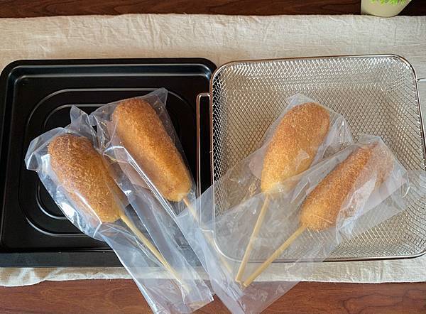 氣炸鍋韓式起司熱狗.JPG SANSUI山水12L旋風溫控智能氣炸烤箱:360°自動轉烤不燒焦,不鏽鋼內膽好清理,預設16種氣炸烤箱料理(SAF-553N)黑白時尚雙色可選