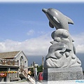 七星潭的海豚雕像